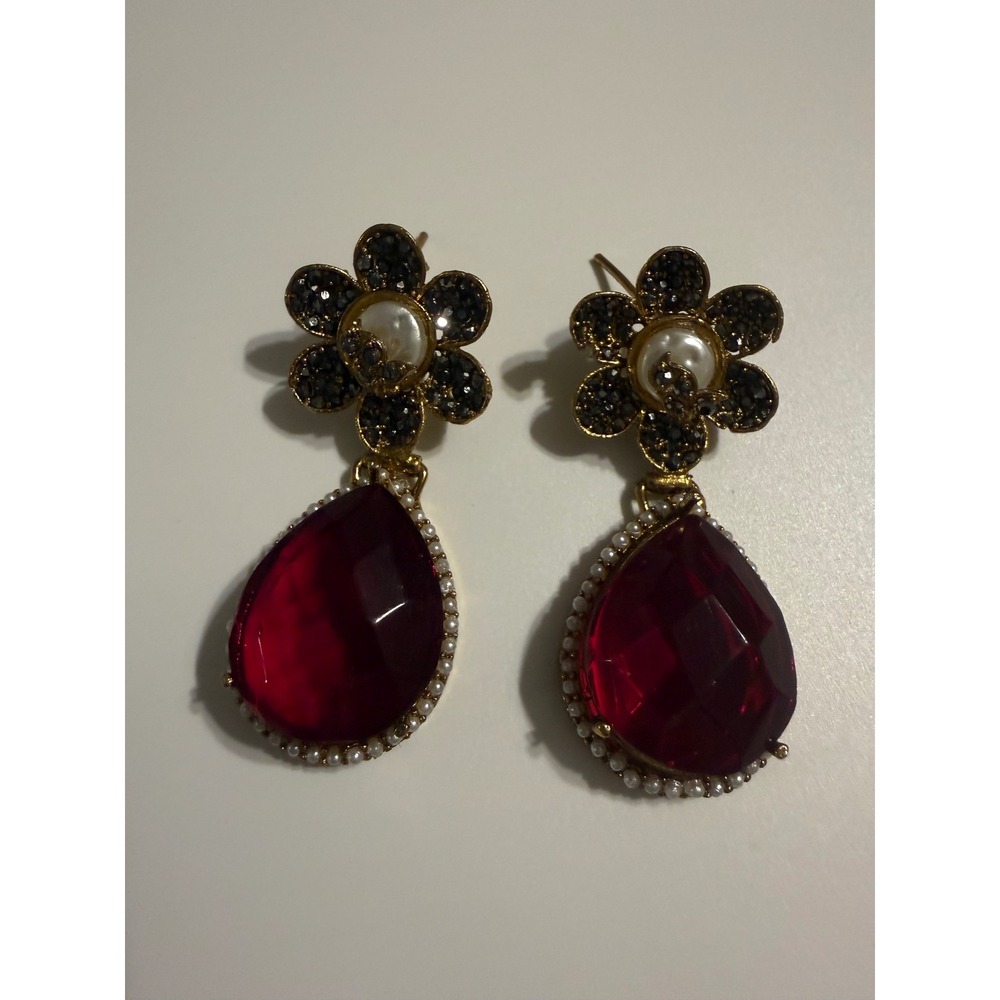 Red Teardrop Flower Drop Earrings Gold Tone Faux Pearl Crystal Statement Vintage
